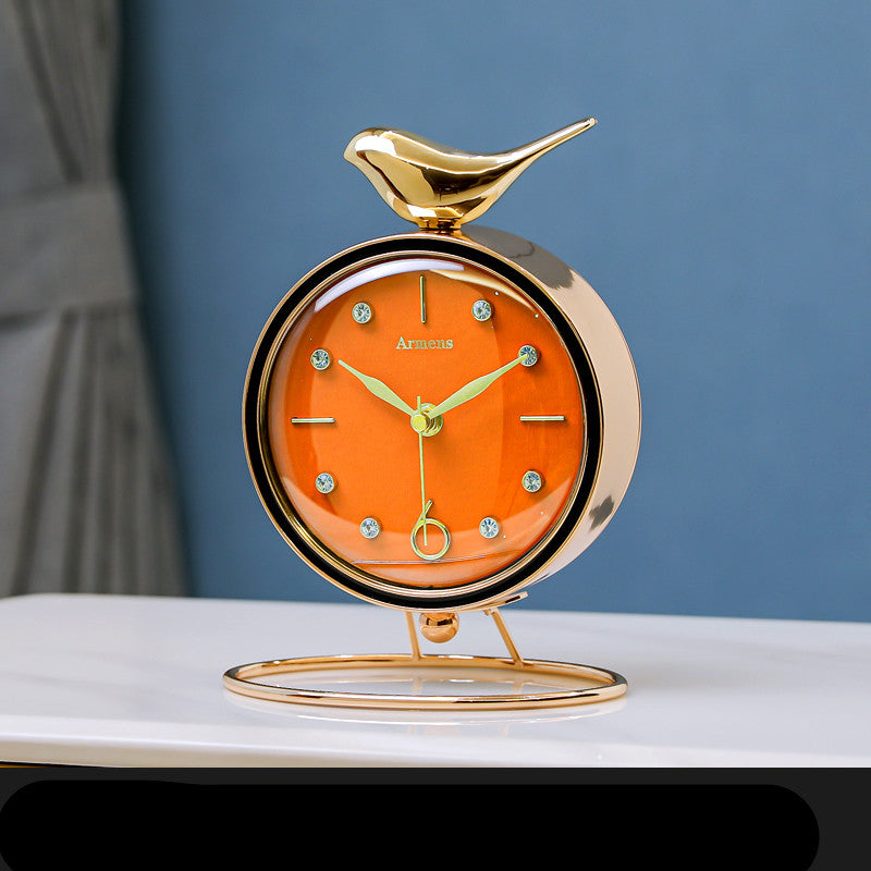 Small And Simple Desk Clock Ornaments