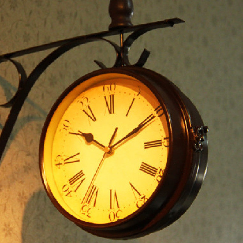 Tieyi Retro Creative Home Wall Clock